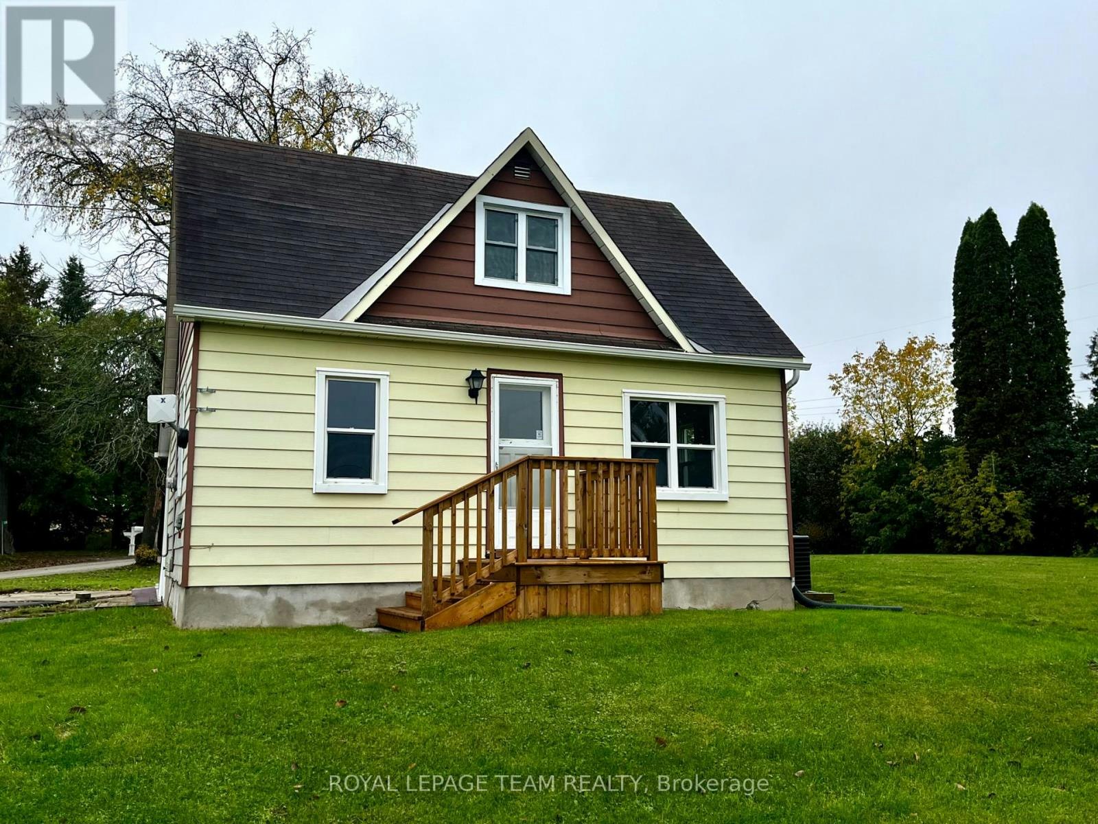 133 Enright Road, Admaston, ON, K7V 3Z6