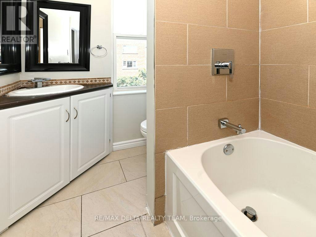 355 Bronson Avenue, Ottawa, ON, K1R 6J4 - 25