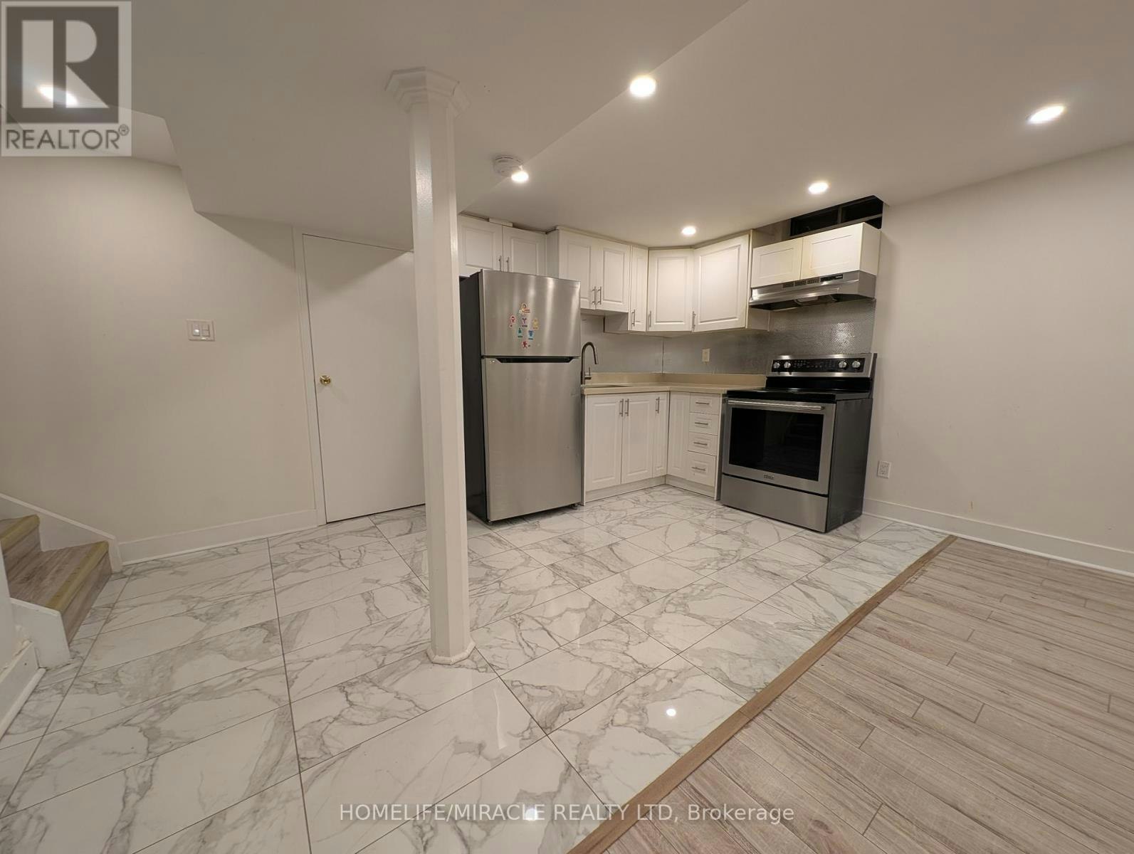 BSMT-33 Trammell Lane, Brampton, ON, L6Y 4J3