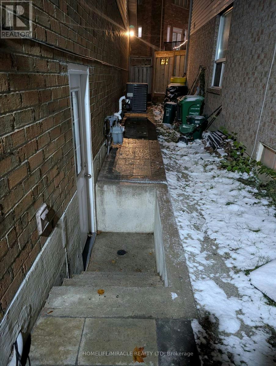 BSMT-33 Trammell Lane, Brampton, ON, L6Y 4J3 - 7