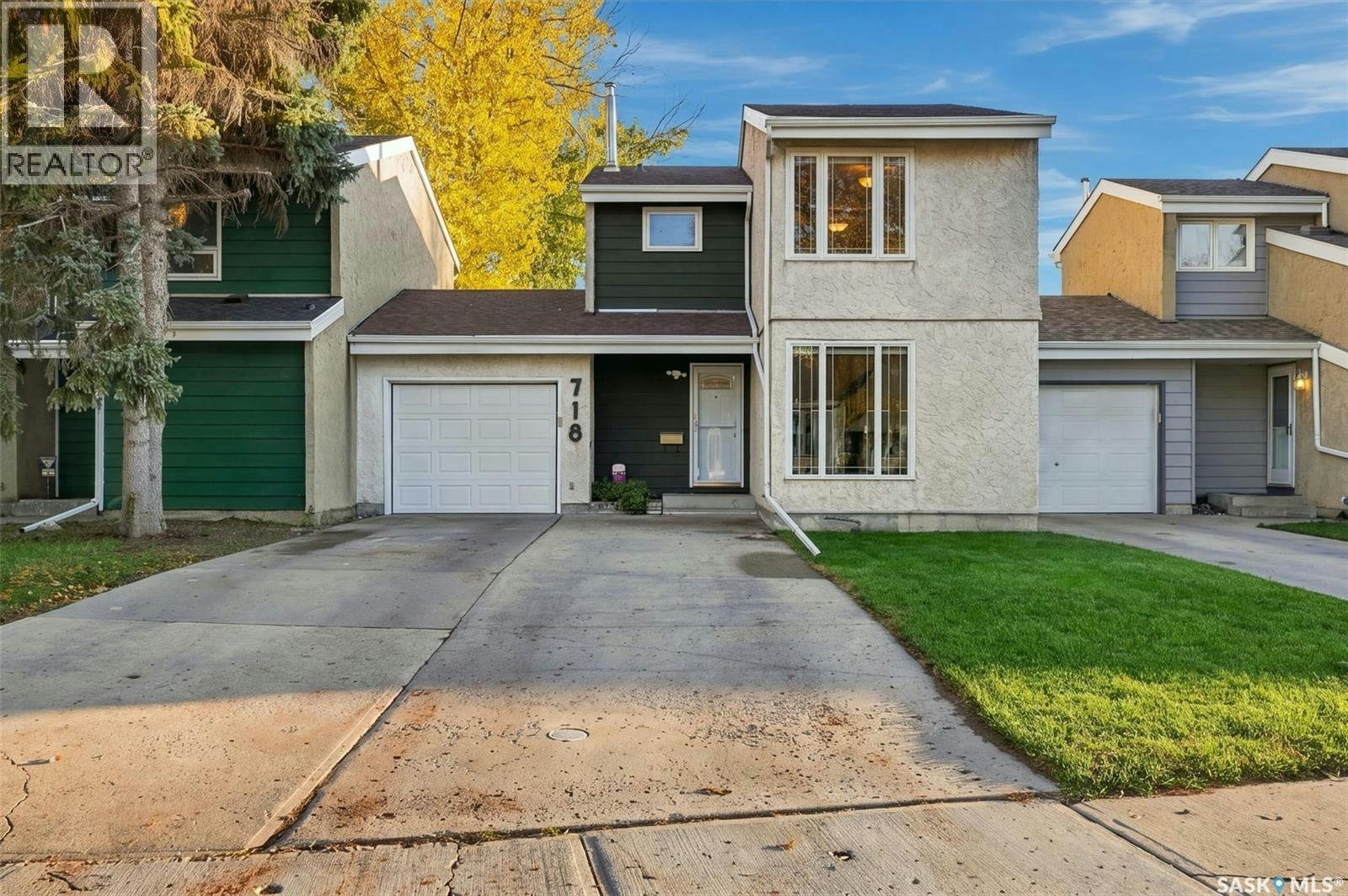 718 Seymour Crescent N, Regina, SK, S4X 2G3