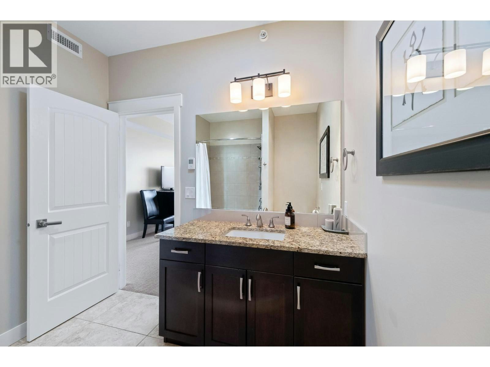 6-2000 Valleyview Drive, Osoyoos, BC, V0H 1V6 - 38