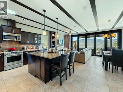 6-2000 Valleyview Drive - 4