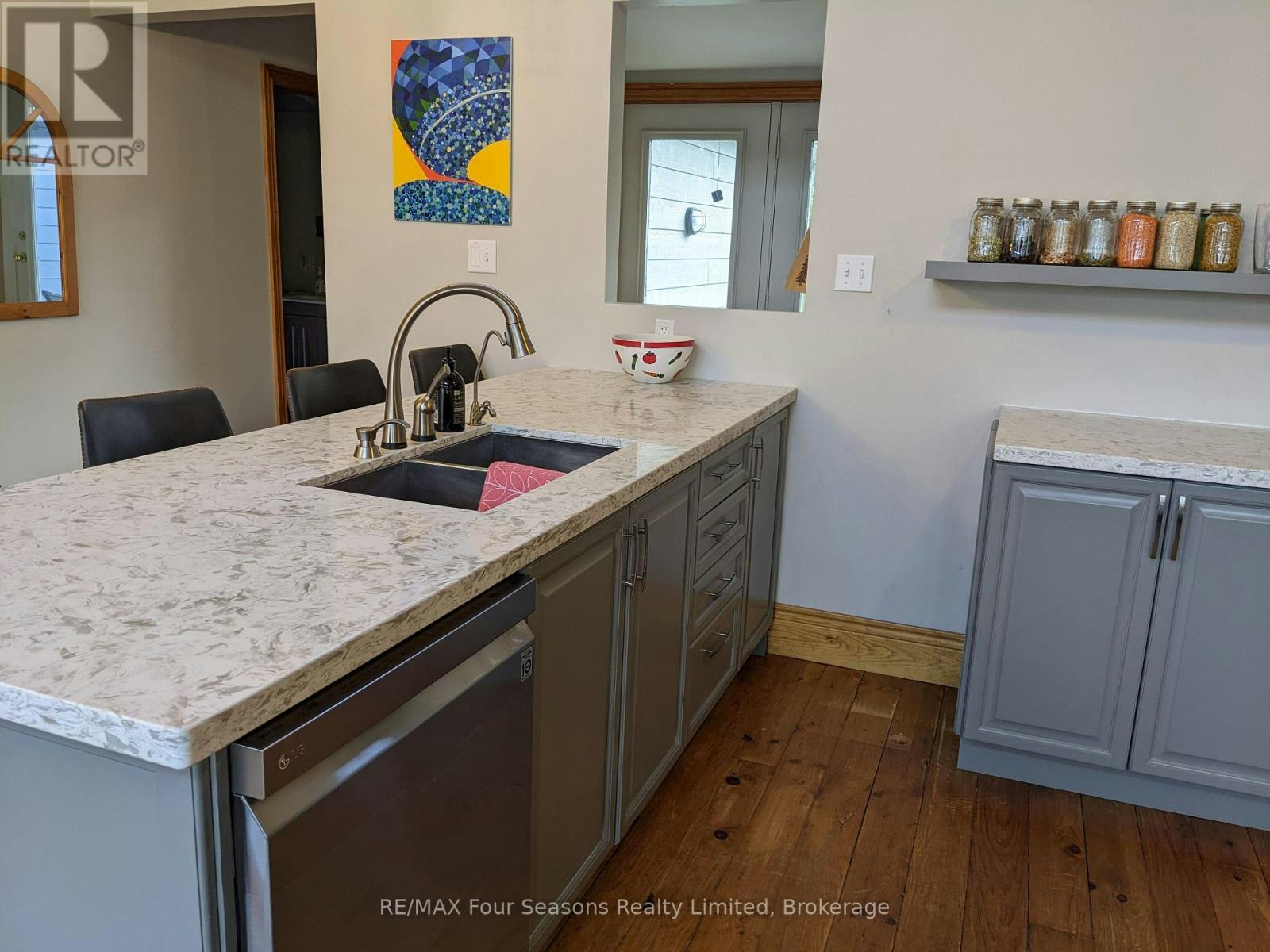 103 Robertson Avenue, Meaford, ON, N4L 1W7 - 5