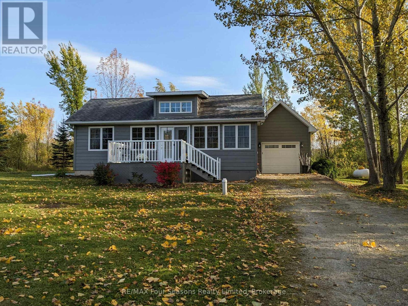 103 Robertson Avenue, Meaford, ON, N4L 1W7 - 2