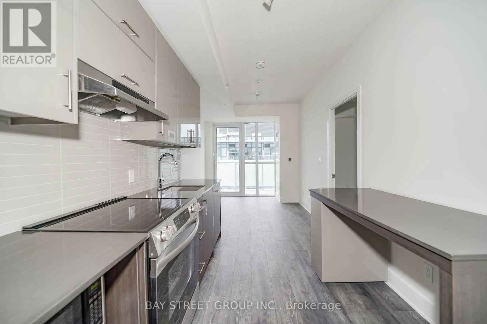 2016-188 Fairview Mall Drive, Toronto, ON, M2J 0H7 - 9