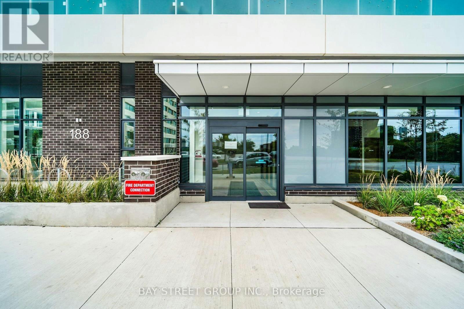 2016-188 Fairview Mall Drive, Toronto, ON, M2J 0H7 - 2
