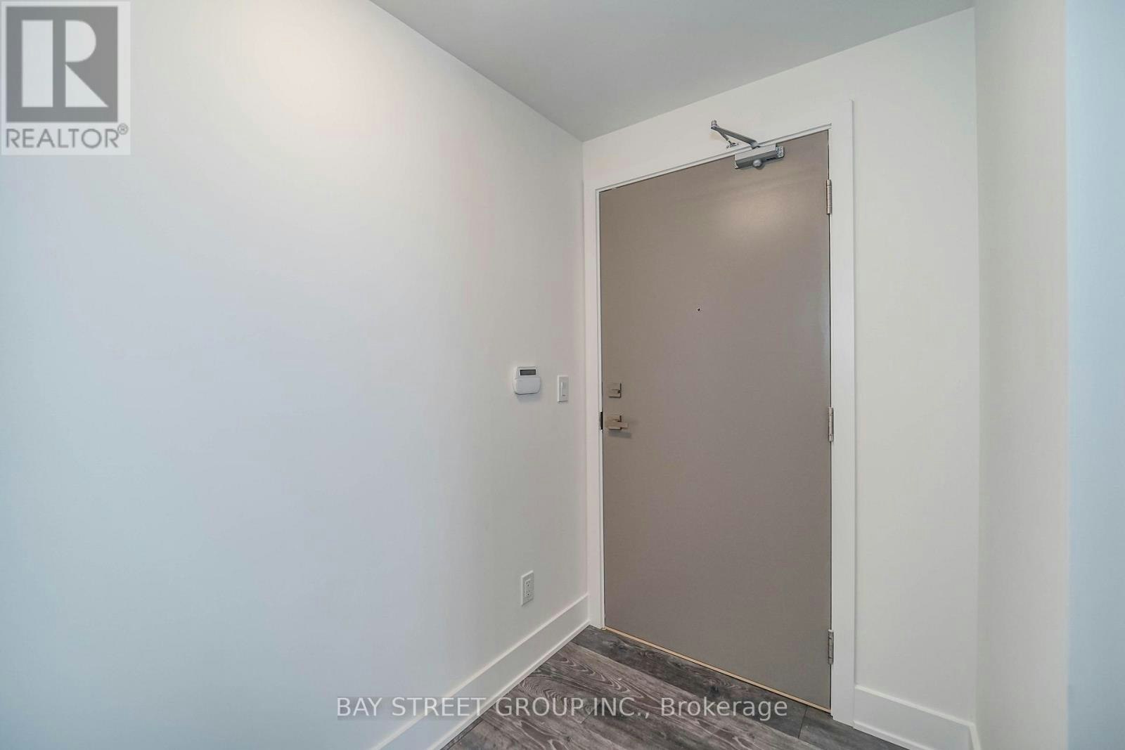 2016-188 Fairview Mall Drive, Toronto, ON, M2J 0H7 - 5