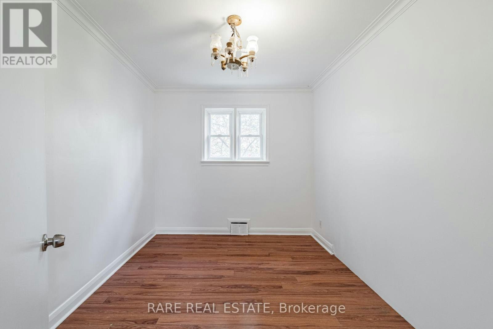 MAIN-14 Alexis Boulevard, Toronto, ON, M3H 2P3 - 15