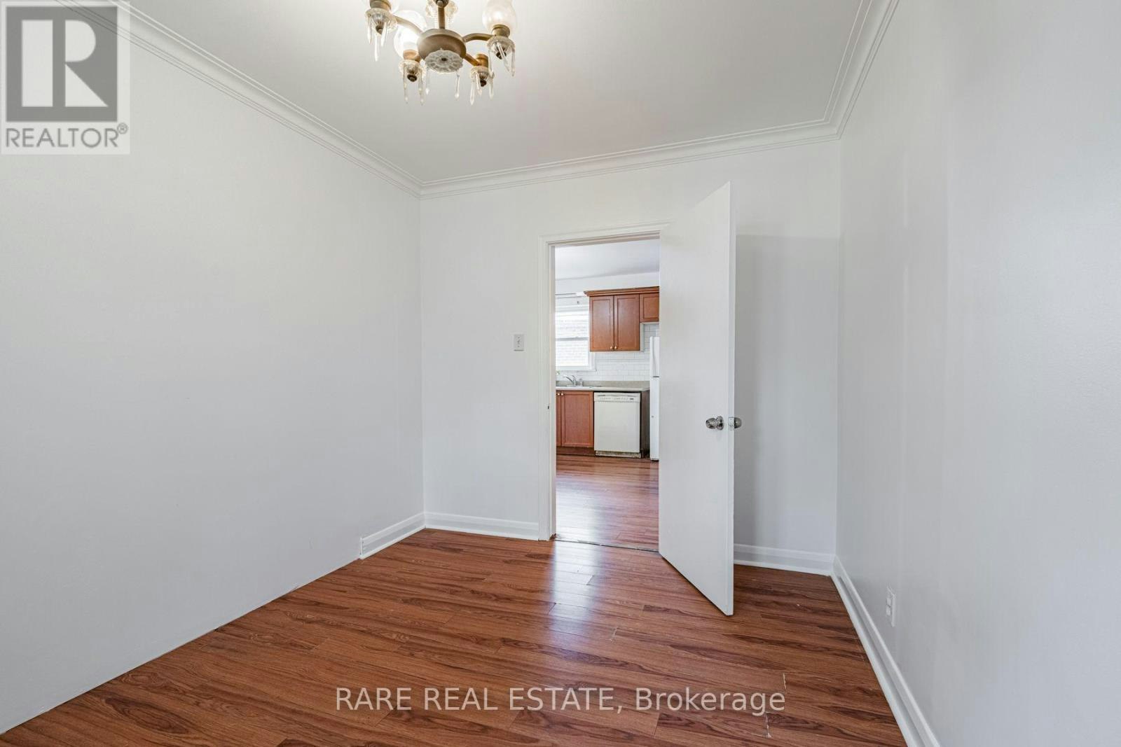 MAIN-14 Alexis Boulevard, Toronto, ON, M3H 2P3 - 16