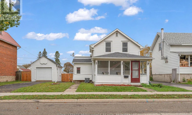 262 Brock Street