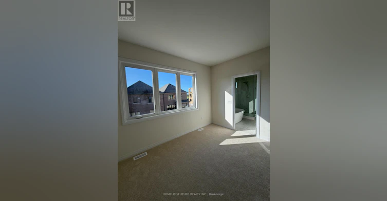 33 Ivy Run Crescent, Whitby, ON, L1M 2A7 - 3