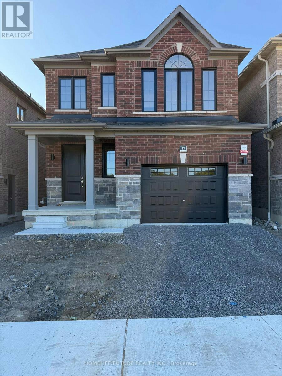 33 Ivy Run Crescent, Whitby, ON, L1M 2A7