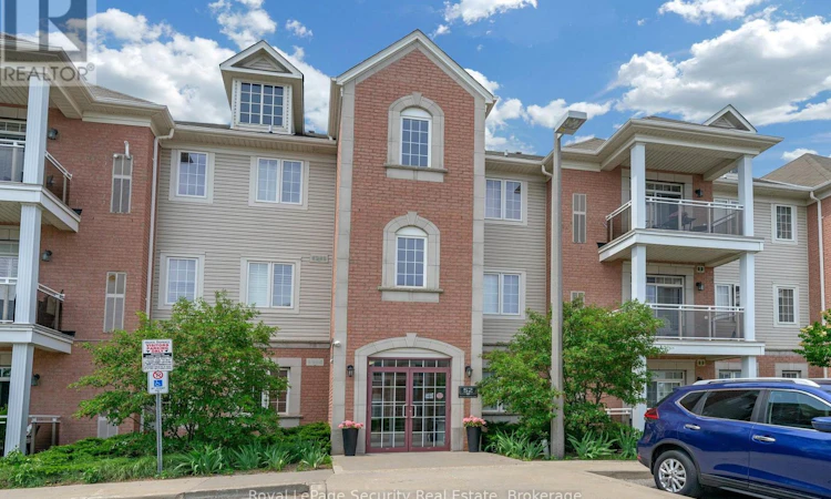 101-52 Harvey Johnston Way