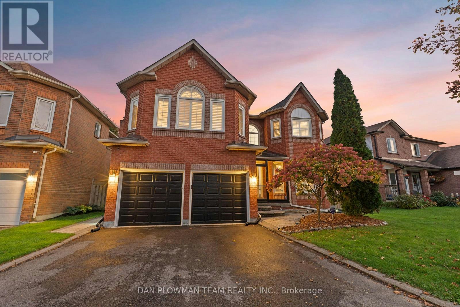 1603 Dellbrook Avenue, Pickering, ON, L1X 2N2
