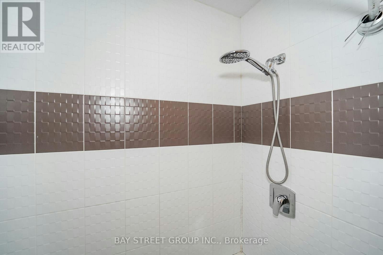 25 Karma Road, Markham, ON, L3R 4S8 - 26