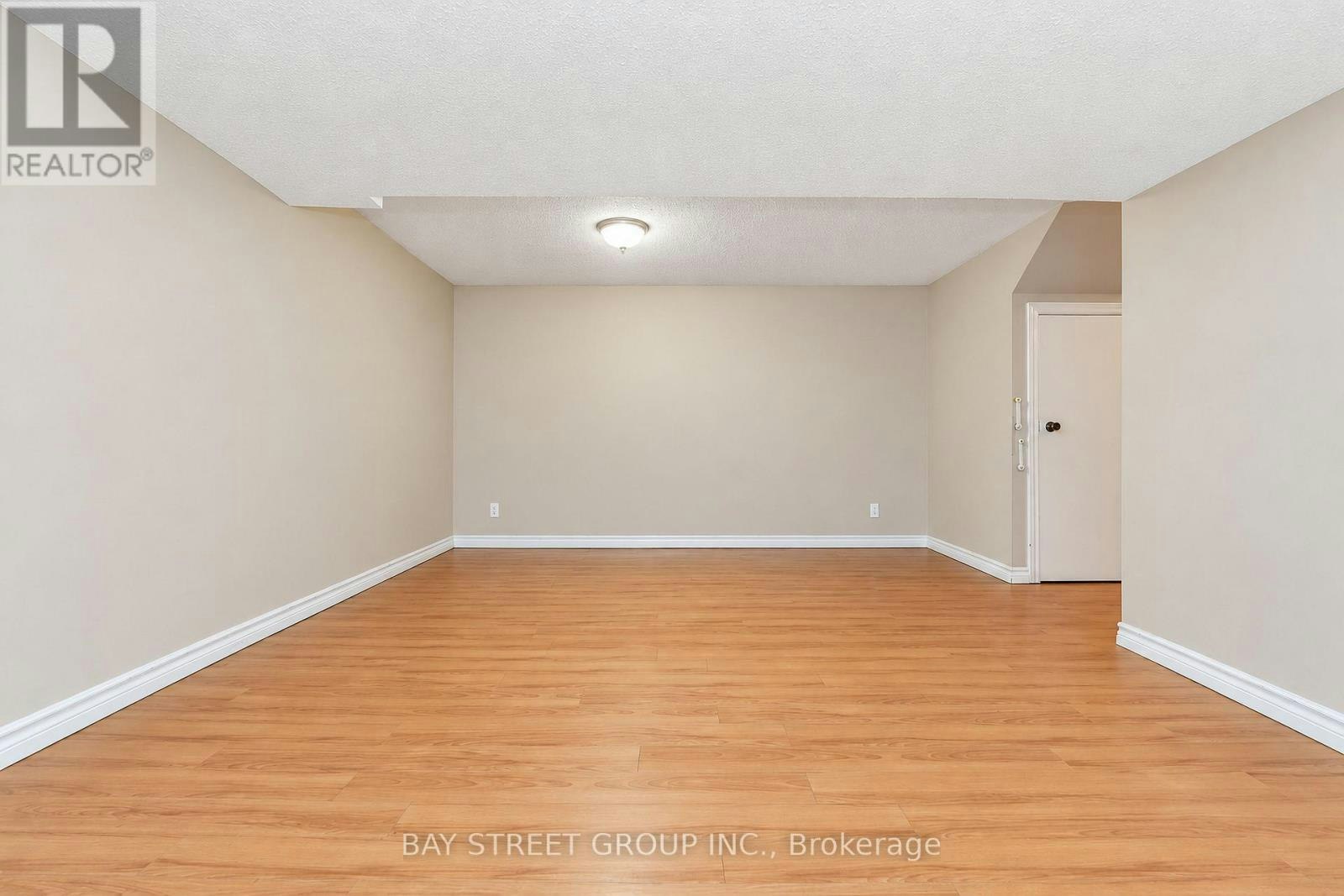 25 Karma Road, Markham, ON, L3R 4S8 - 37
