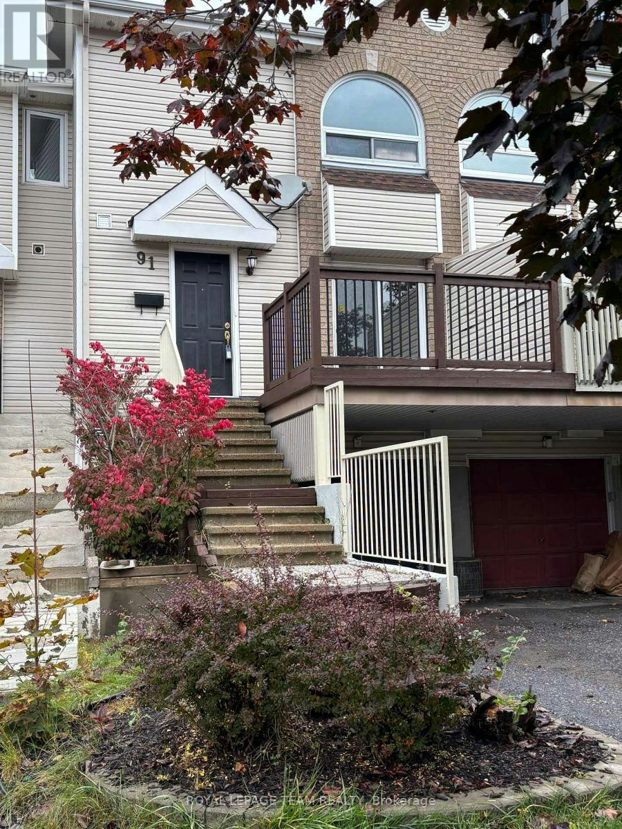 91 Thornbury Crescent, Ottawa, ON, K2G 6C4