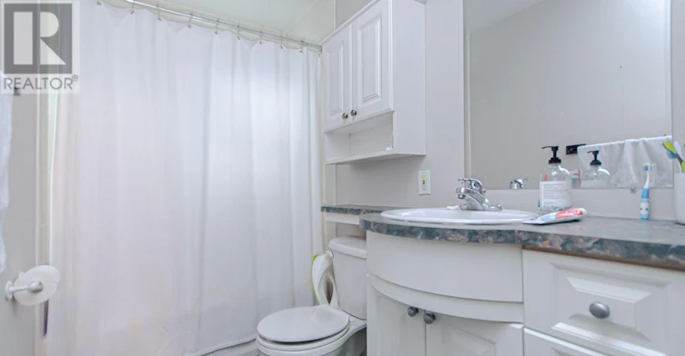 114 Withrow Avenue, Ottawa, ON, K2G 2J7 - 14