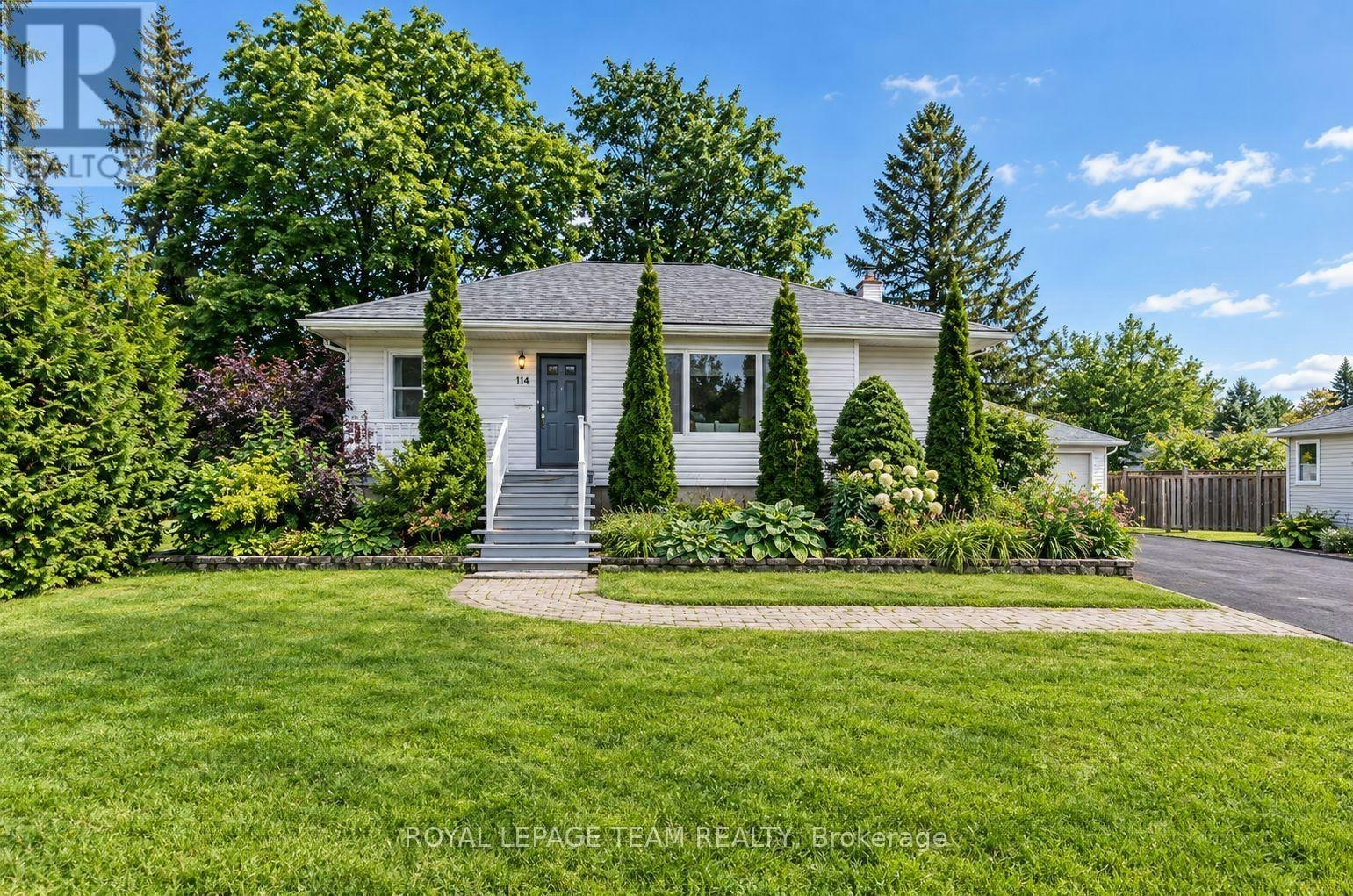 114 Withrow Avenue, Ottawa, ON, K2G 2J7