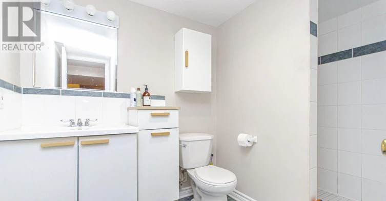 114 Withrow Avenue, Ottawa, ON, K2G 2J7 - 18