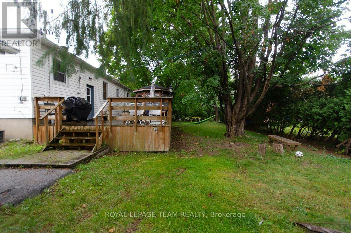 114 Withrow Avenue, Ottawa, ON, K2G 2J7 - 20