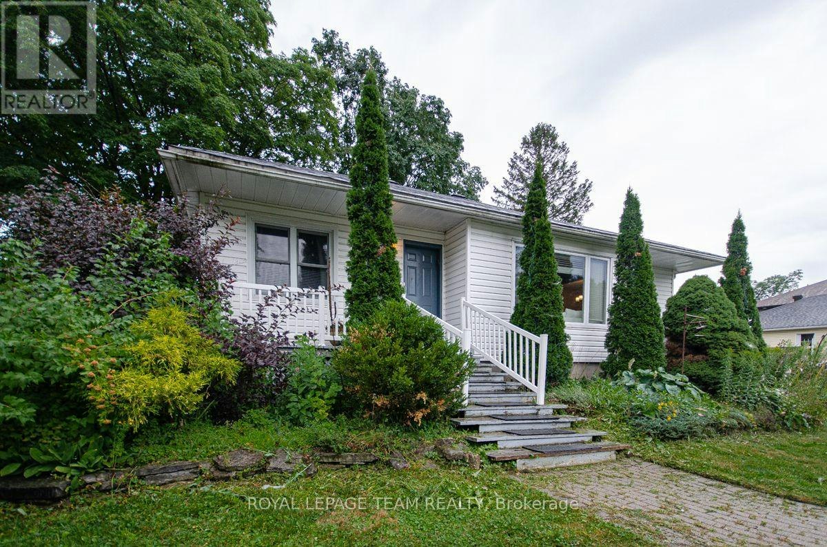 114 Withrow Avenue, Ottawa, ON, K2G 2J7 - 3