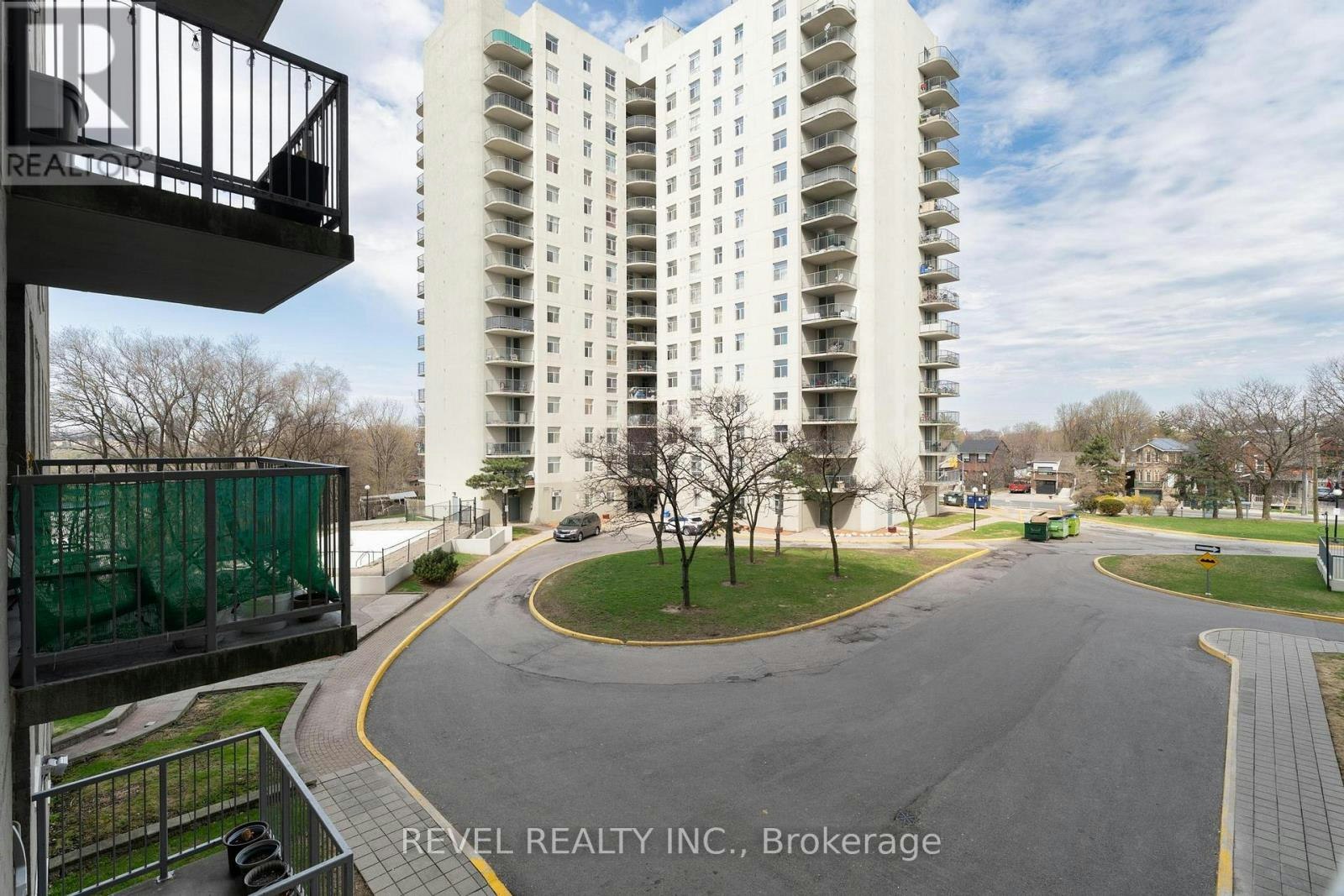 306-3559 Eglinton Avenue W, Toronto, ON, M6M 5C6 - 32
