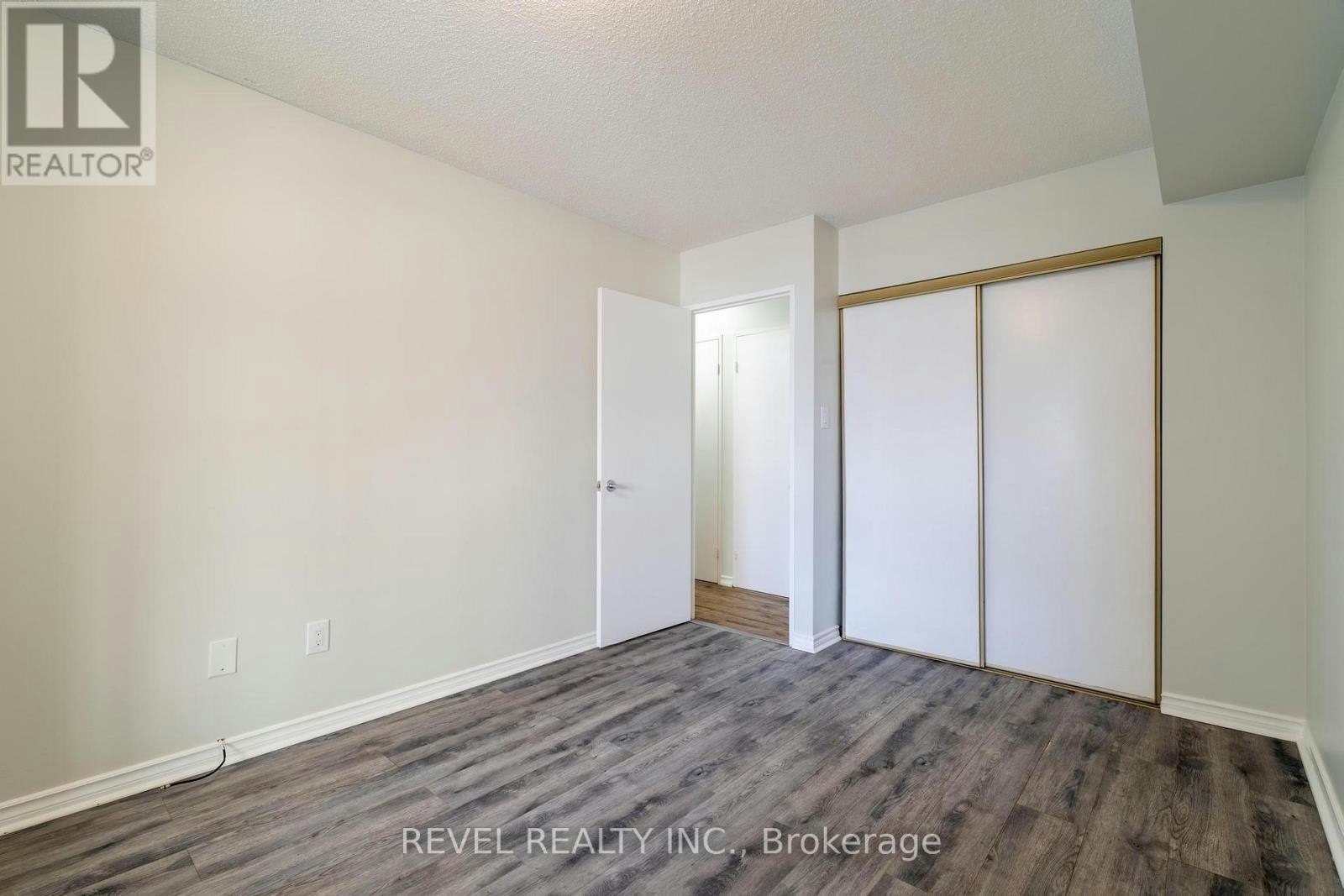 306-3559 Eglinton Avenue W, Toronto, ON, M6M 5C6 - 16