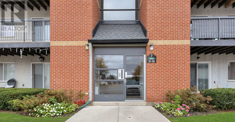 712-1450 Glen Abbey Gate, Oakville, ON, L6M 2V7 - 2