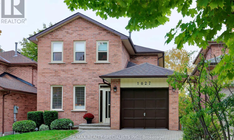 1027 Serdica Court
