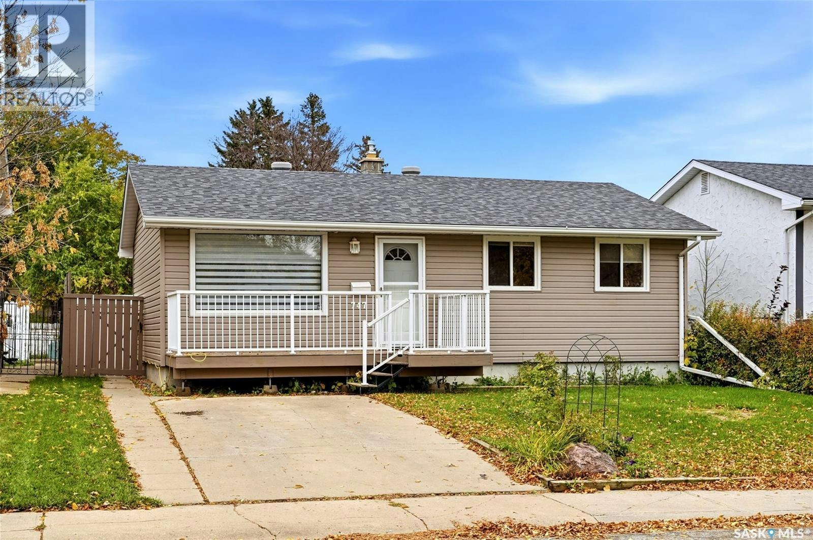 747 Sneddon Street, Regina, SK, S4T 6H3