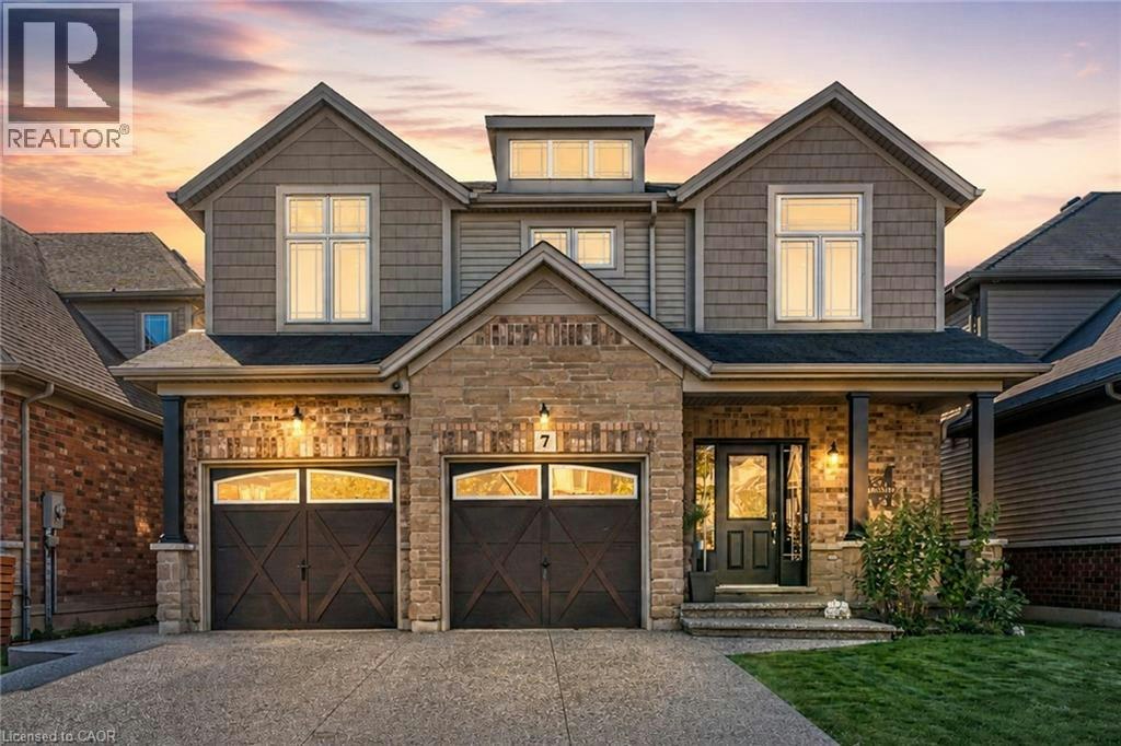 7 Kinsman Drive, Hamilton, ON, L0R 1C0