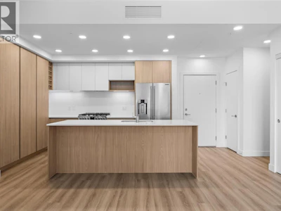 208-2760 Olalla Road - 5