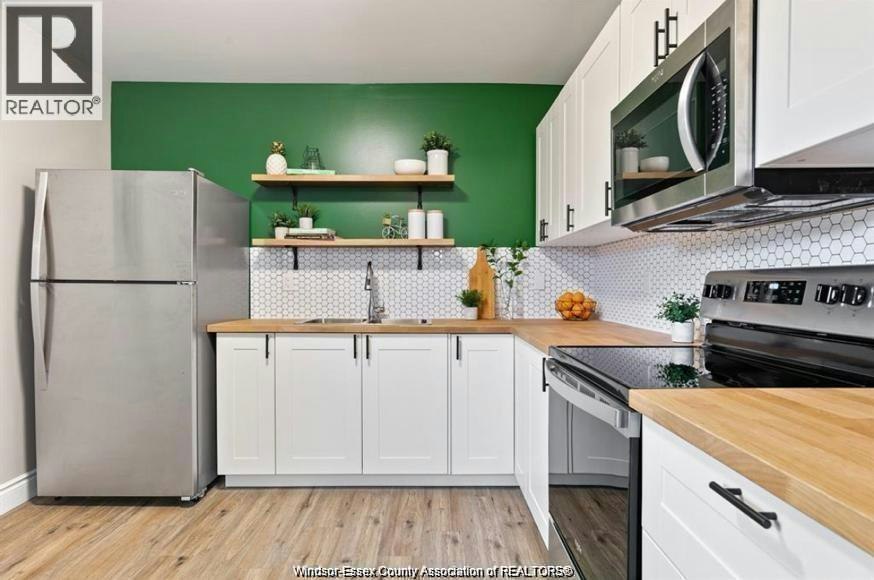 UPPER-746 Dougall Avenue, Windsor, ON, N9A 4P8 - 12