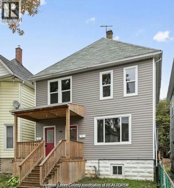 UPPER-746 Dougall Avenue, Windsor, ON, N9A 4P8