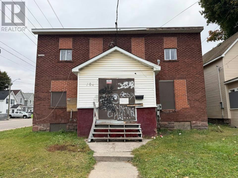 104 Albert Street E, Sault Ste. Marie, ON, P6A 2J1