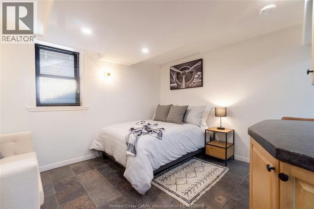 9-269 Randolph Place, Windsor, ON, N9B 2T2 - 4