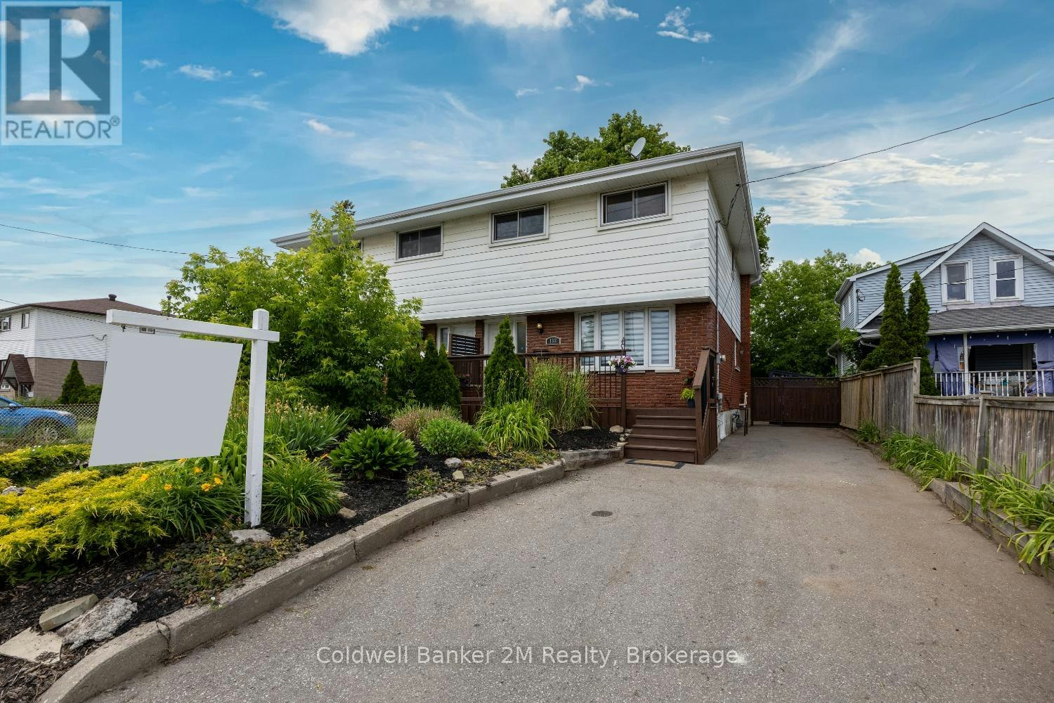 152 Taunton Road W, Oshawa, ON, L1G 3T3 - 2