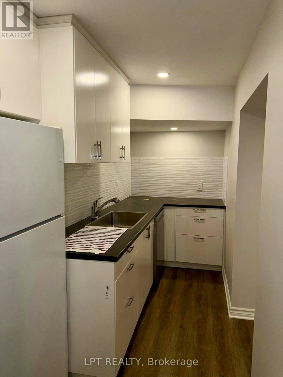 LOWER LEVEL-14 Blue Forest Drive, Toronto, ON, M3H 4W2 - 2