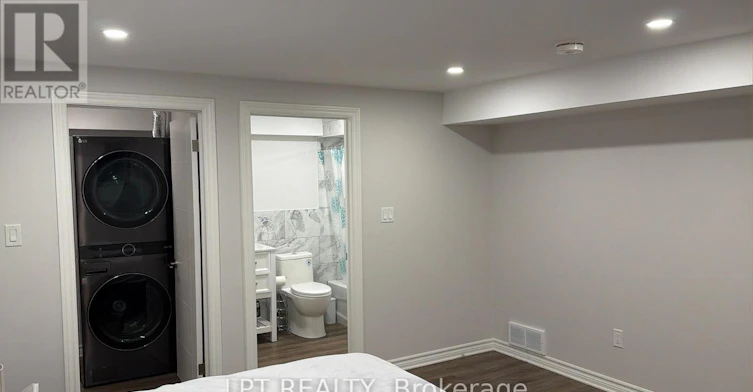 LOWER LEVEL-14 Blue Forest Drive, Toronto, ON, M3H 4W2 - 8