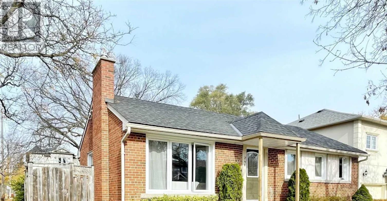 BSMT-246 Horsham Avenue, Toronto, ON, M2N 2A6