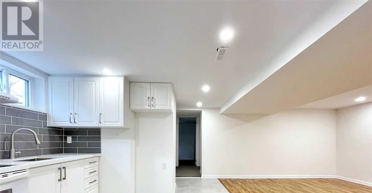 BSMT-246 Horsham Avenue, Toronto, ON, M2N 2A6 - 5