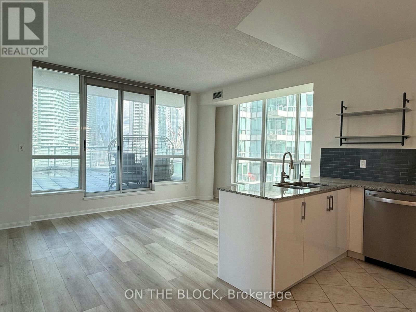 1515-230 Queens Quay W, Toronto, ON, M5J 2Y7 - 10