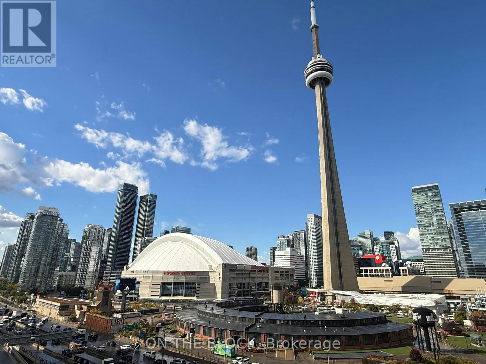 1515-230 Queens Quay W, Toronto, ON, M5J 2Y7