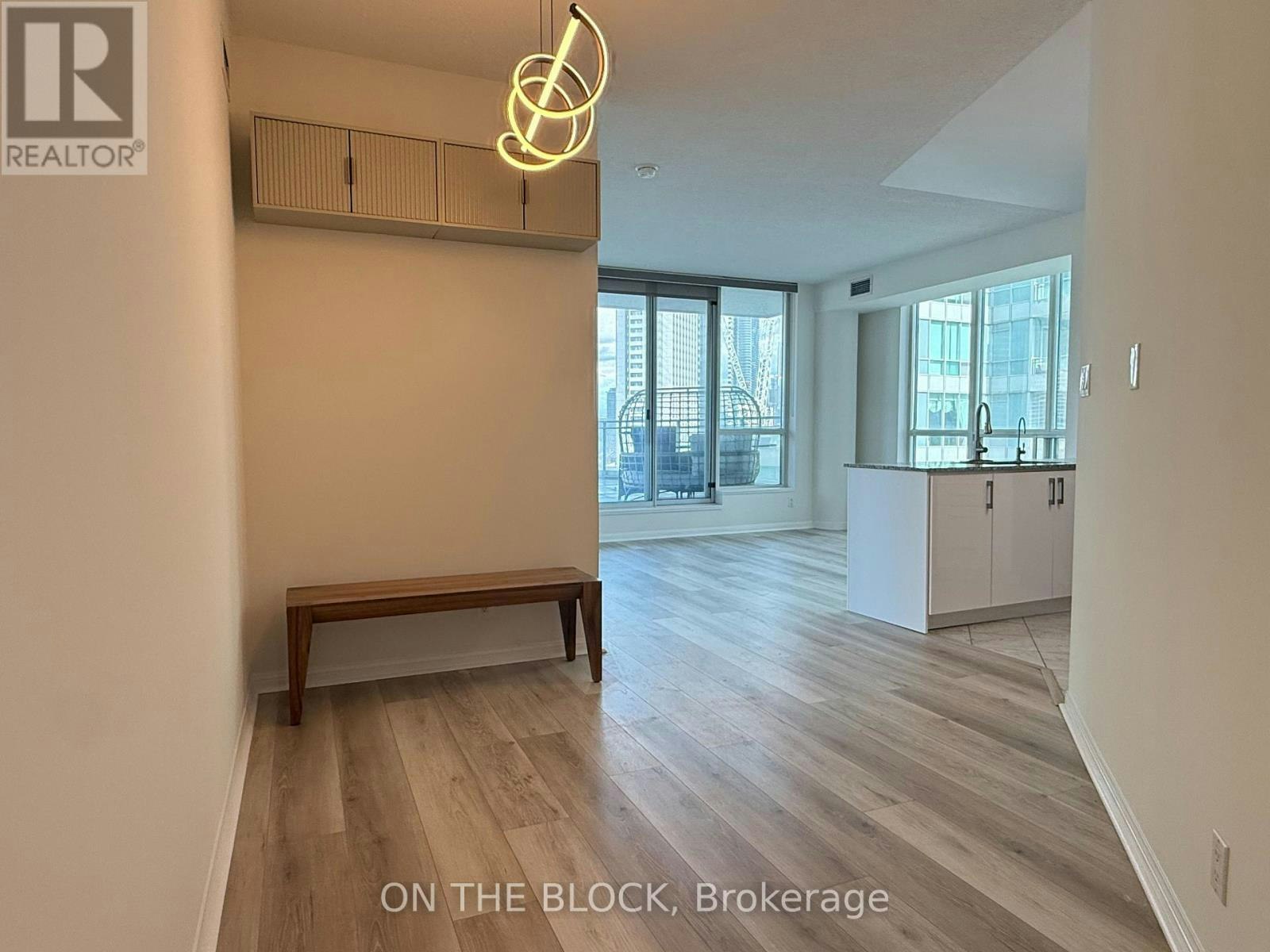 1515-230 Queens Quay W, Toronto, ON, M5J 2Y7 - 12