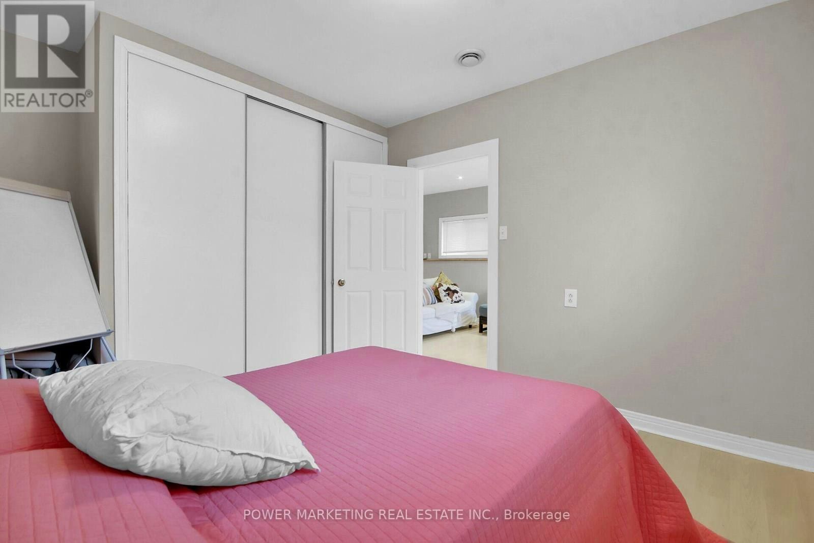 181 Mountshannon Drive, Ottawa, ON, K2J 4N1 - 6