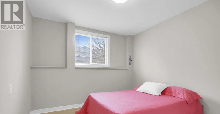 181 Mountshannon Drive, Ottawa, ON, K2J 4N1 - 4