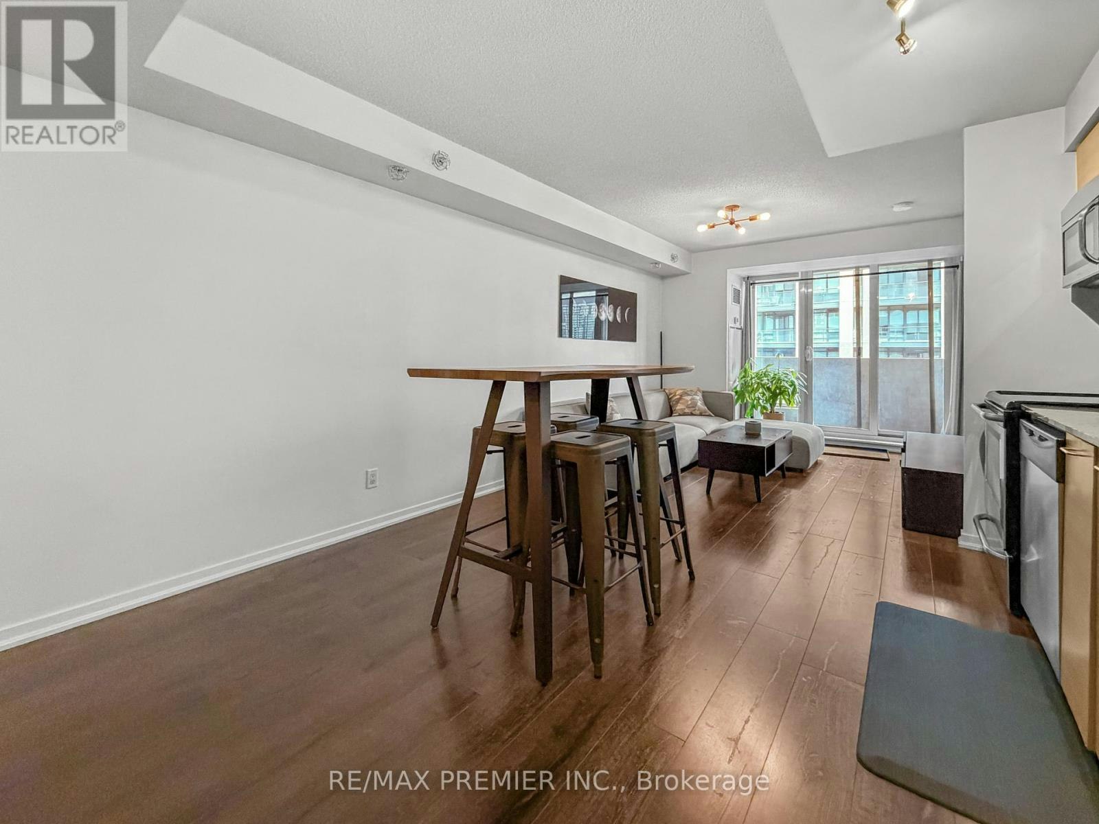 811-20 Joe Shuster Way, Toronto, ON, M6K 0A3 - 3