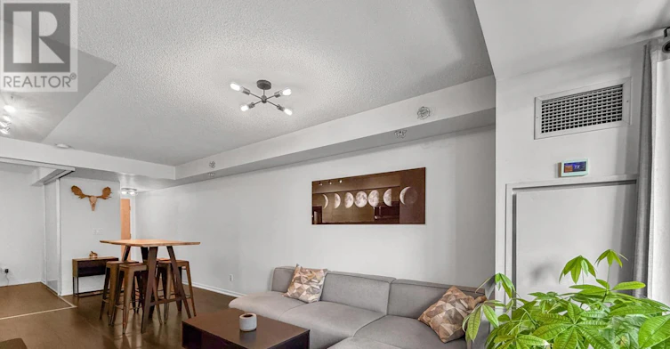 811-20 Joe Shuster Way, Toronto, ON, M6K 0A3